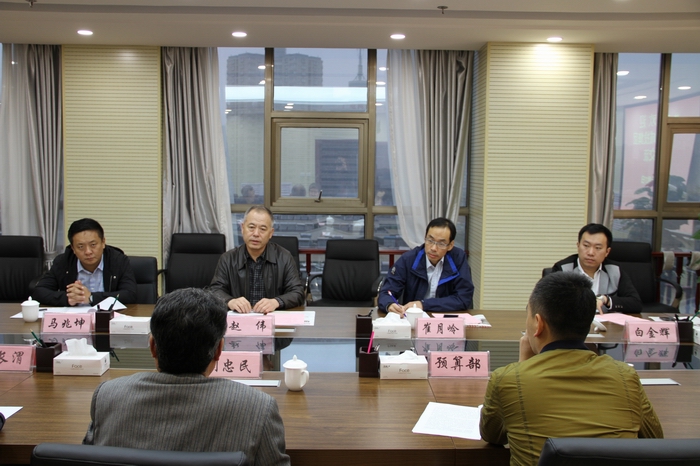 2016-10-27呼倫貝爾城投集團(tuán)來(lái)訪交流 014.jpg