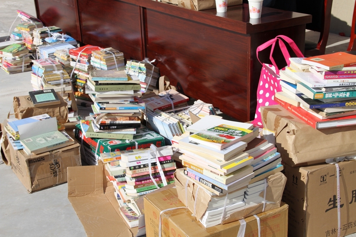 2016-12-1扶貧贈書 021.jpg